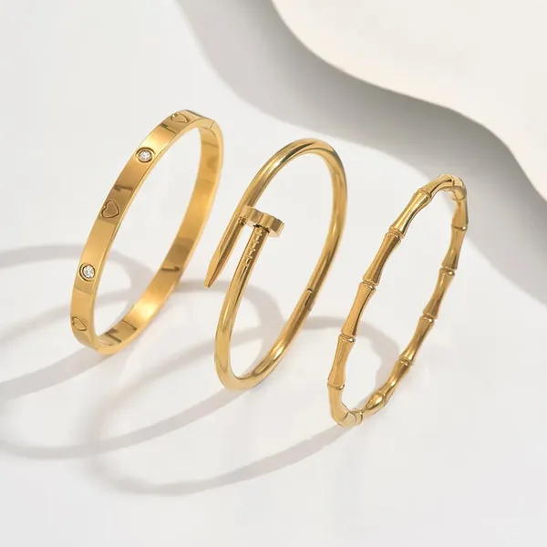 Gold_Love_Bamboo_Handstack_Bracelet_Set_For_Women